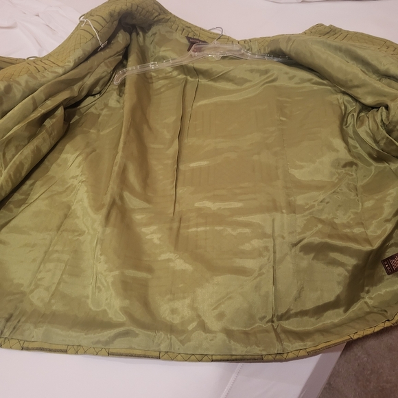 Mulitples designer collection: Green quilted button up Jacket - Picture 5 of 6